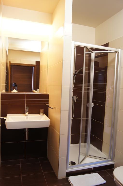 Pension Inspirace A Wellness Self Check-In Kolin Ngoại thất bức ảnh